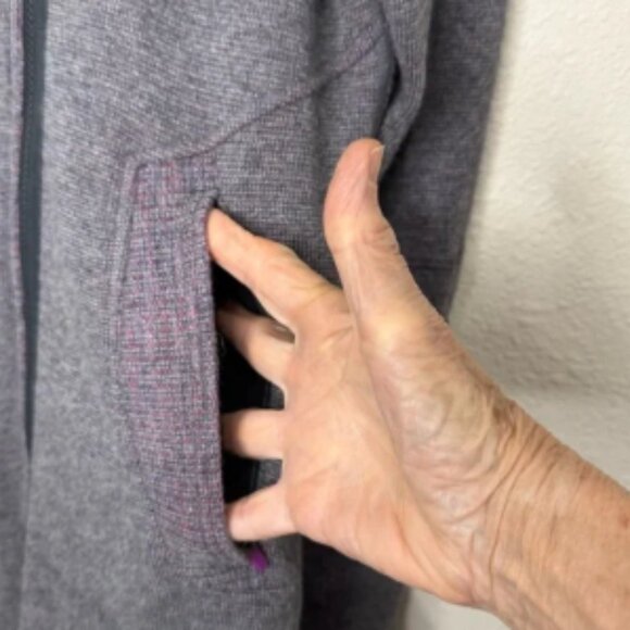 Title Nine Swacket Sweater Jacket Wool Blend Grey & Purple Women’s Size Medium - Picture 3 of 11